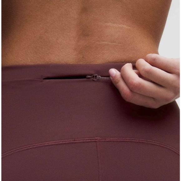 Lululemon Swift Speed High-Rise Short 6" Goodnight Plum - Picture 4 of 10